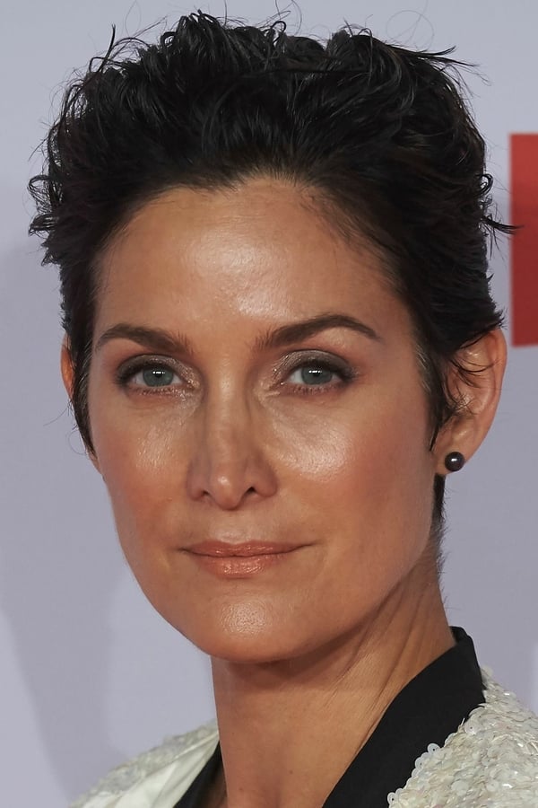 Foto de Carrie-Anne Moss pareja de Steven Roy